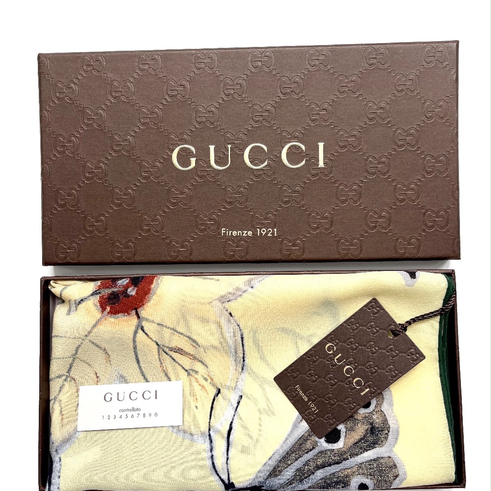 Gucci Scarf Logo Kris Knight Butterfly Flora Yellow Silk Wrap Gucci Gift Box